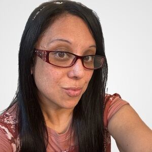 Meet your Posher, Selina